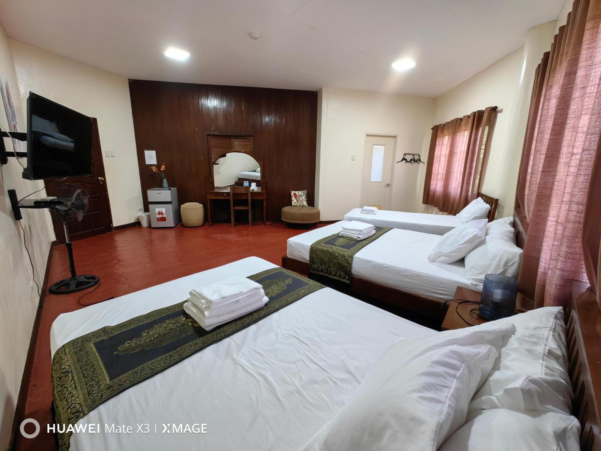 Medellin Seaview Inn ภายนอก รูปภาพ
